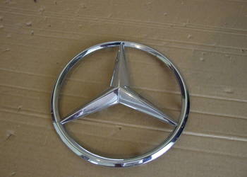 Zmaczek emblemat Mercedes W205 Zmaczek emblemat Mercedes W205