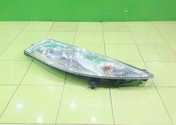 NISSAN JUKE F15 1.6 B 10r 5D lampa prawa przod