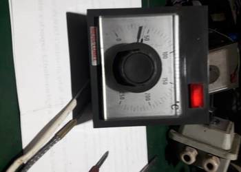 Sprzedam Regulator temperatury RE5 Mera Lumel 100st