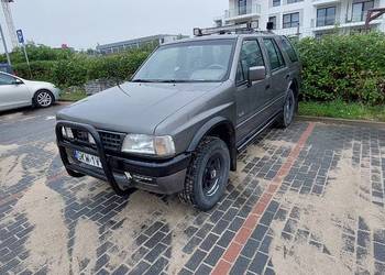 Isuzu Rodeo 2.6 benz/gaz 6 osób