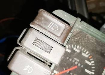 Włącznik świateł mijania Audi 80 b2
