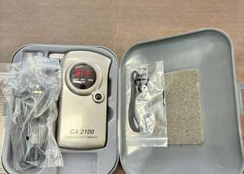 Alkomat elektroniczny Ca2100  z pokrowcem