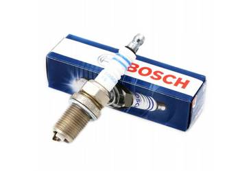 Świeca zapłonowa Bosch 0 242 240 593 citroen dacia