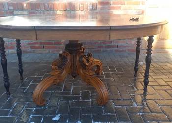 Stół stylowy owalny rozkładany na rzeźbionej nodze (717)