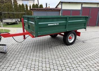 Przyczepa jednoosiwa wywrotka