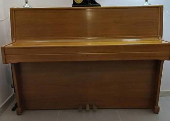 Pianino renomowanej marki Fritz Kuhla.