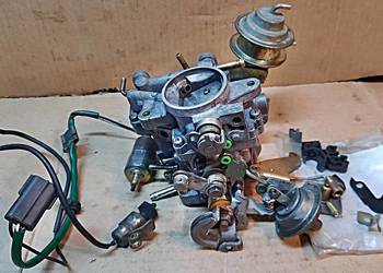 Gażnik do regeneracji lub na części  japoński zabytkowy samochód