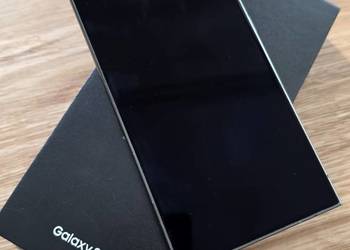 Samsung Galaxy S24 Ultra 12GB/512GB Titanium Black, idealny + etui gratis