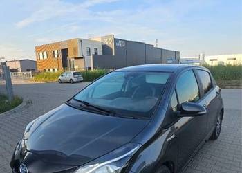 Zadbana Toyota Yaris Hybrid 100 Premium
