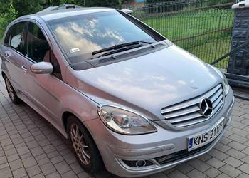 Mercedes B180