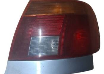 Lampa tylna prawa Audi A4 B5 sedan 8D0945096A używana oryginał