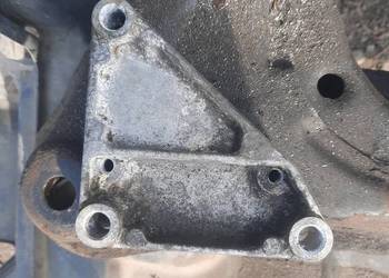 Podstawa mocowanie zaworu EGR Mazda 6 2.0 diesel RF7J