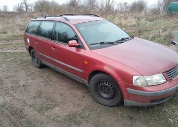 Passat b5 kombi 1.6 benzyna w całości lub na części