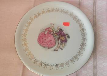 Patera ze scenką dworską. Limoges. Syg. Porcelain de France Digoin.