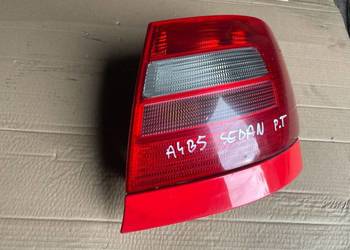 Lampa prawy tył Audi a4 b5 sedan 8d0945096c