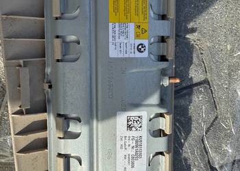 BMW F10 USA poduszka kolanowa oyster prawa