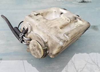 Zbiorniczek spryskiwaczy mercedes w210 2108691120