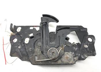 ZAMEK MASKI FORD FOCUS III Hatchback