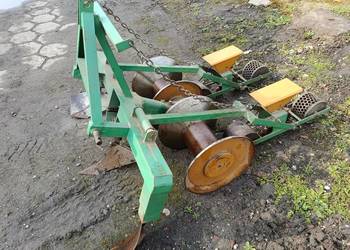 redliniarka z siewniczkami do warzyw