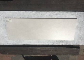 Glazura / płytka ścienna kroma blanco 29,8x89,8 rett mat firmy SALONI