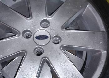 Ford koła 17 - opony całoroczne.