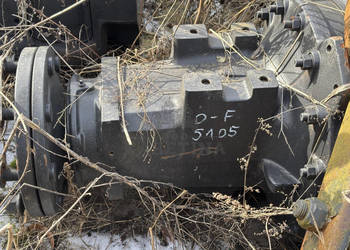 Deutz Fahr 5105 Zwolnica Zwrotnica Obudowa Pochwa Układ Planetarny Piasta …