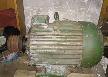 Silnik elektryczny z tokarki Poręba TPC-80 Silnik elektryczny z tokarki Poręba TPC-80