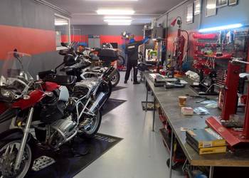 Naprawa Skuterów Motocykli Quadów - Serwis / Odbiór od Klienta