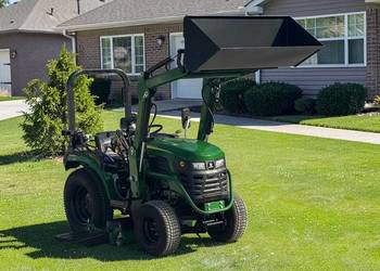 Traktorek LAND z kosiarką międzyosiową Seria X25, 4x4, 25hp, wspomag, Tur