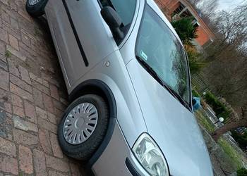 ZADBANA CORSA benzyna SPRAWNA KLIMATYZACJA !!!!