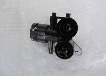 Dysza spryskiwacza reflektora lewa OPEL ZAFIRA B 13145531