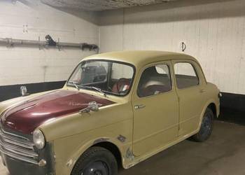 Zabytkowy fiat 1100 103 54r