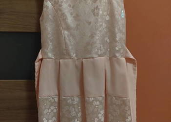 Sukienki dla dziewczynki