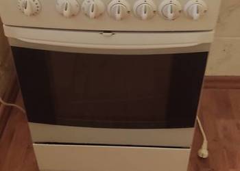 Kuchenka gazowa z piekarnikiem Amica K50204