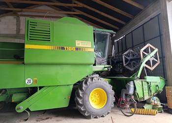 Kombajn zbożowy John Deere 1166