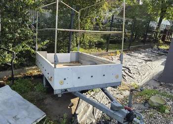 Promocja Przyczepka ogrodnicza zaczep 750kg hamowana oś al-ko