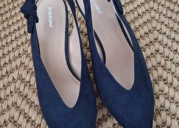 Buty na obcasie granatowe nowe
