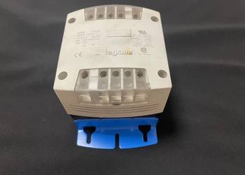 Transformator separacyjny sterowniczy Legrand 42304 / CS 6864