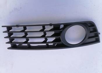 Audi A4 B6 kratka zderzaka prawa oryginalna 8E0807682