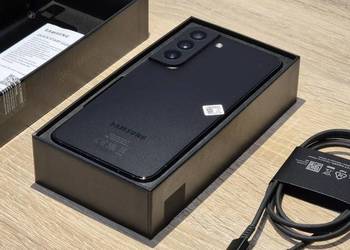 Samsung Galaxy S22 (SM-901B) Phantom Black