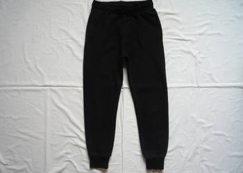 H&M 128/134 Czarne Spodnie Dresowe Meszek