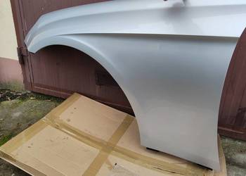 Błotnik lewy przód CLS W219 kod C775