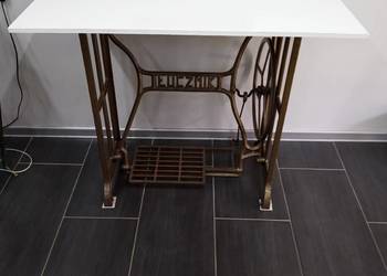 Stolik retro z podstawy maszyny do szycia ŁUCZNIK LOFT Vintage