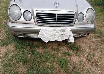 Mercedes Benz W210 220D