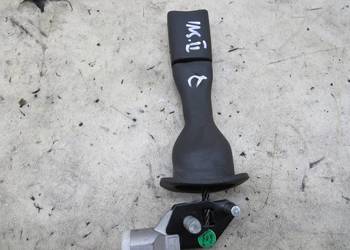 DOPINACZ NAPINACZ LEWY PRZÓD INSIGNIA B 39083471