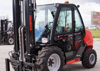 Wózek widłowy terenowy Manitou MC 25-4 D ST5