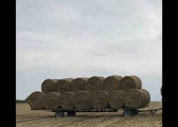 Przyczepa platforma wóz do bel balotów siana słomy