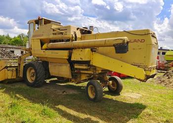 Kombajn zbożowy New Holland 1540 kabina sieczkarnia silnik 6 Ford sprowadzo