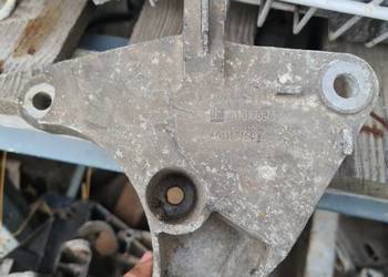opel łapa skrzyni 13175267