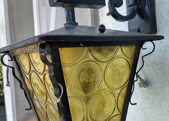 Stara lampa na ganek z francuskiej manufaktury, wykonana ręcznie.